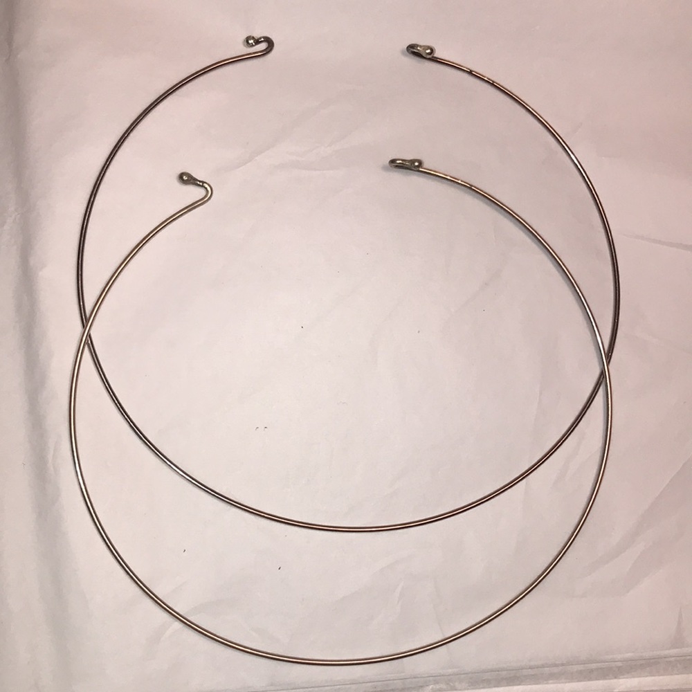 Elegant Silver Women's Necklace - Picture 4 of 4